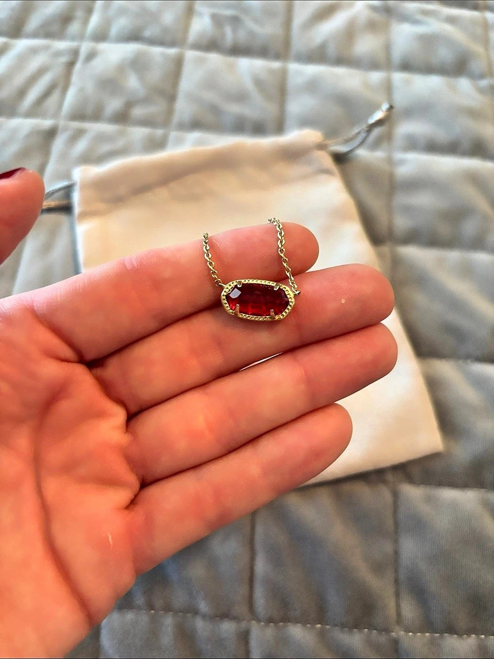 Kendra Scott Elisa Pendant Necklace Red Pendant Necklace Like New